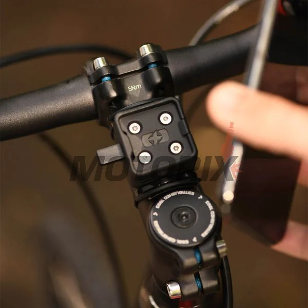 Držák telefonu -OXFORD- CLIQR Universal Handlebar/Stem Mount